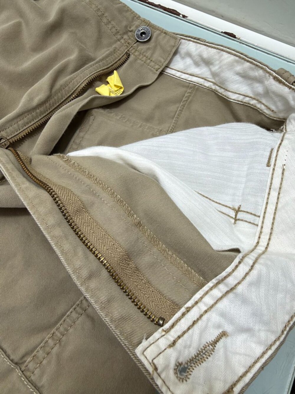 Vintage Levis Cargo Pants Mens 38x32 Beige Y2K Loose Baggy Wide Leg Skater - Picture 3 of 12